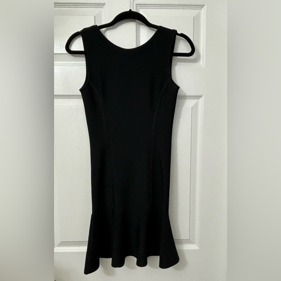 BCBGMaxAzria Dress Womens S
Small Padma Black Ribbed Sleeveless Ruffle Bodycon - Picture 4 of 6